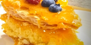 Receita irresistível do Bolo Folhado com Doce de Ovos
