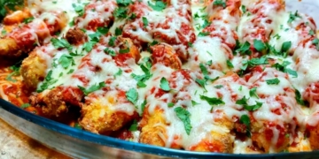 Receita de Frango Panado Gratinado em Molho de Tomate