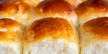 Receita dos Pãezinhos de Leite mais fofos