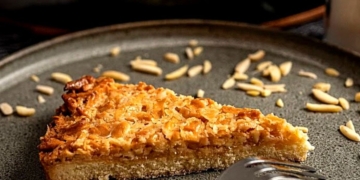 Receita da deliciosa Tarte de Amêndoa à Tuga 
