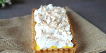 Receita de Tarte de Limão e Tangerina com Merengue Suíço