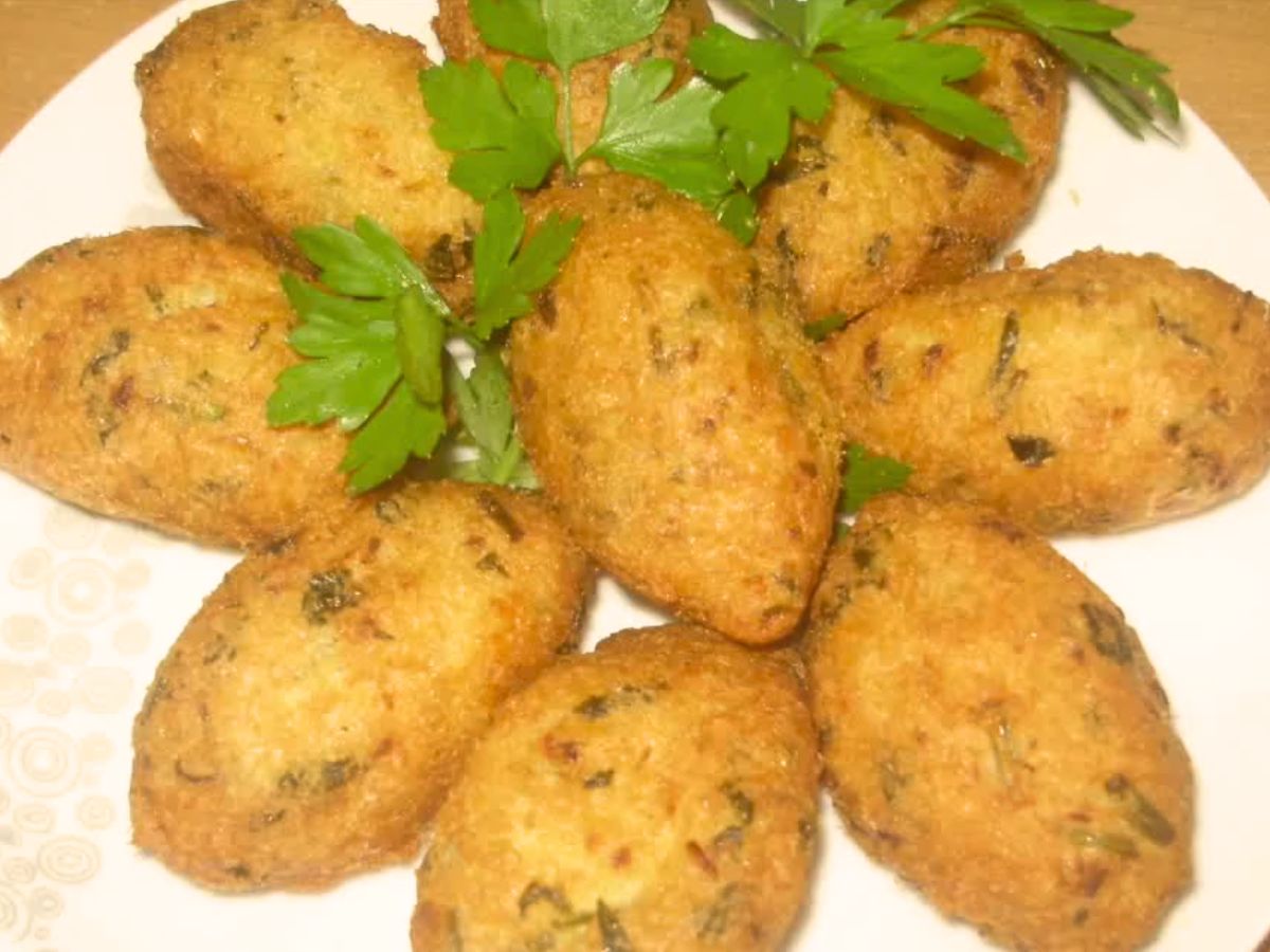 Receita dos Bolinhos de Bacalhau Receitas de Culinária TV