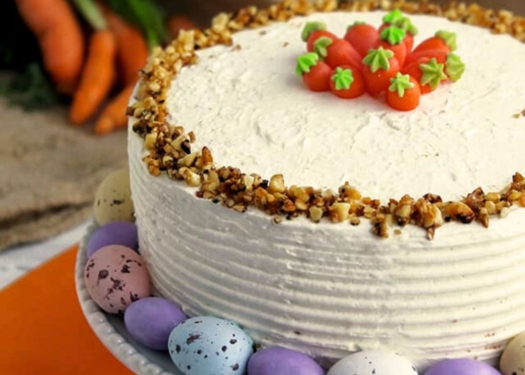 Receita do Bolo de Cenoura e Creme de Queijo