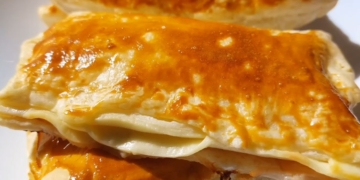 Receita dos Folhados de Queijo e Fiambre