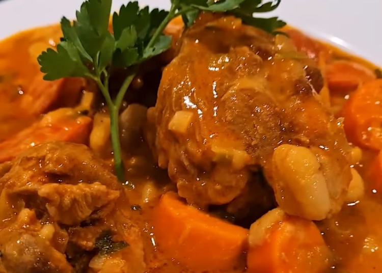 Receita de Perna de Peru com Feijão Branco
