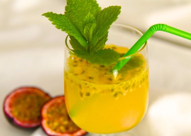 Receita da Sangria de Maracujá leve e fresca