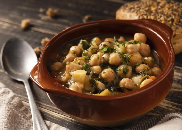 Torresmos, cachola ou grão com chispe. Descubra tudo o que pode comer na Rota das Tabernas