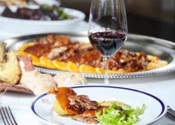 Leitão, artesanato e cartaz de luxo na Feira de Artesanato e Gastronomia da Mealhada