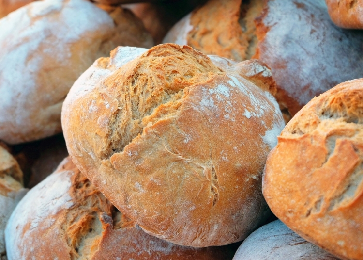 Pão (imagem meramente ilustrativa) / Receitas de Culinária