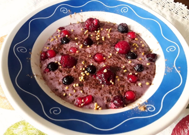 Receita das Papas de Coco com Frutos Vermelhos simples e fáceis