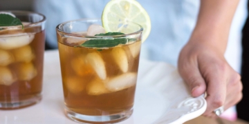 Com o calor, um chá gelado pode ser muito refrescante