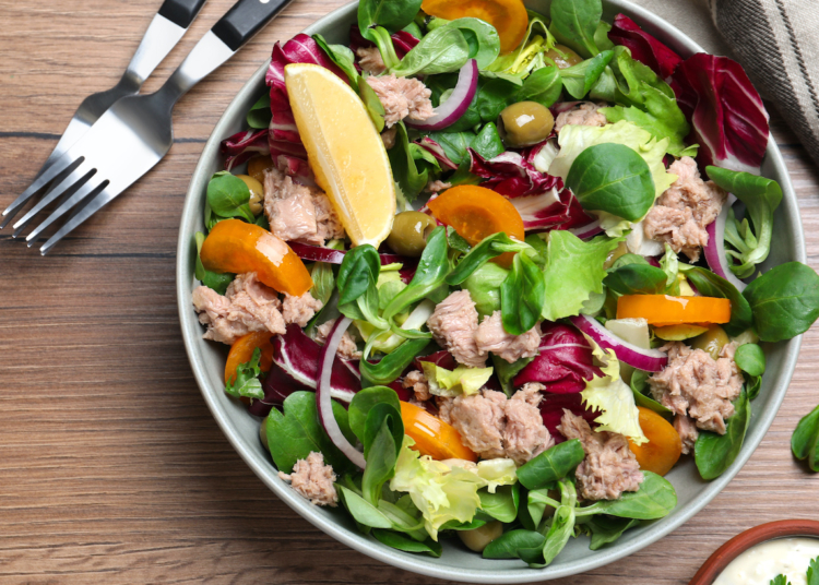 5 receitas simples que pode fazer com uma lata de atum