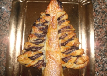 Receita da Árvore de Natal com Massa Folhada e Nutella