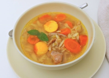 Receita da Canja de Galinha com muito sabor
