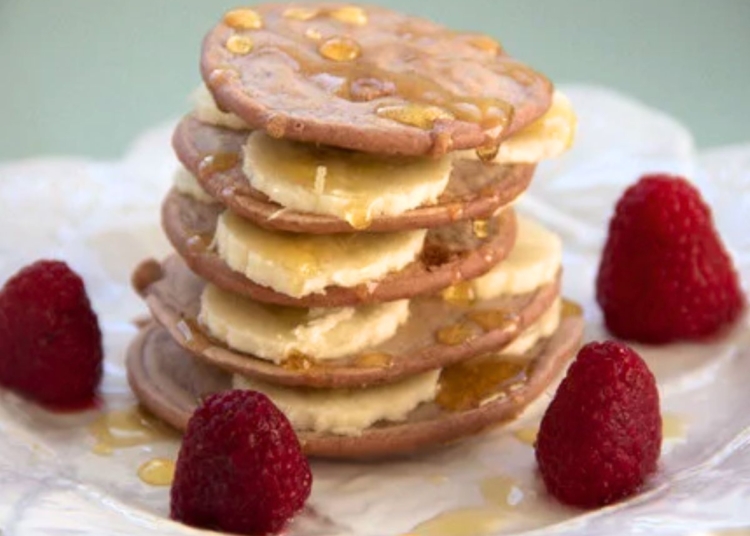 Receita das deliciosas Panquecas de Frutos Vermelhos