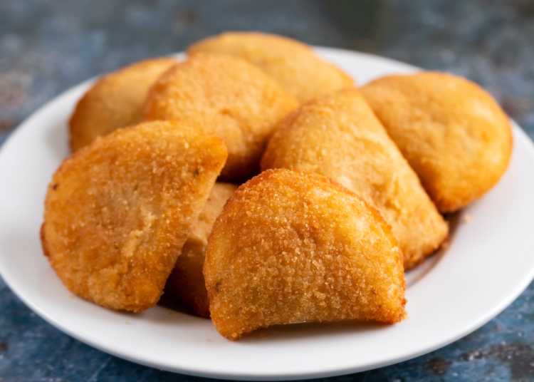 Para os fãs de Rissóis: 4 Receitas bem caseiras