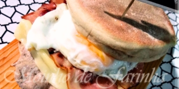 Receita de Bifana em Bolo do Caco