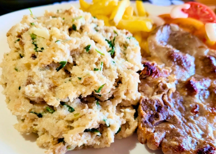 Receita da Açorda de Alho e Salsa