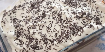 Receita da Delícia de Bolacha e Natas
