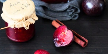 Receita do Doce de Ameixa e Vinho do Porto