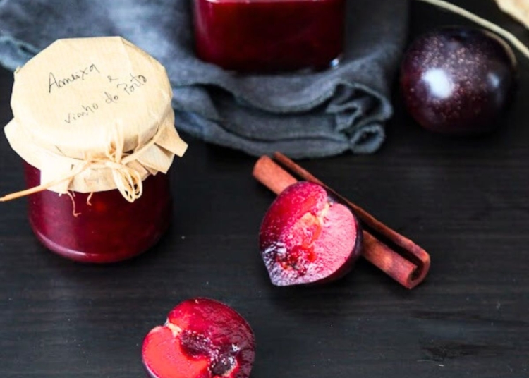 Receita do Doce de Ameixa e Vinho do Porto