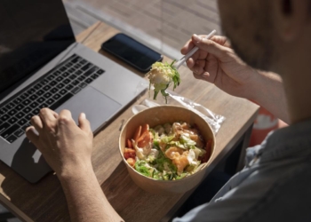 Dicas para uma Alimentação mais saudável no trabalho