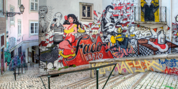 Explore a gastronomia e o mundo do Fado em Lisboa