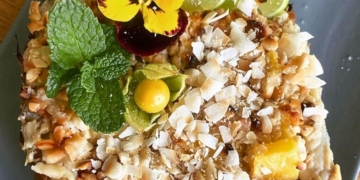 Receita de Abacaxi Gratinado com Amêndoas