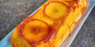 Receita do Bolo de Maçã Caramelizada
