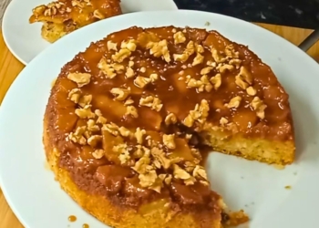 Receita do Bolo de Maçã com Caramelo Salgado