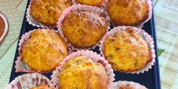 Receita das Mini Bolas de Alheira com Azeitona e Queijo
