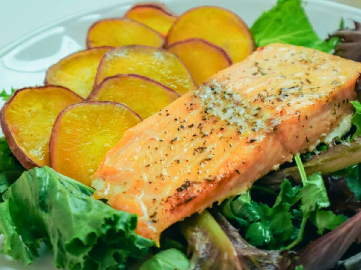 Receita de Salmão no Forno com Tomilho e Laranja