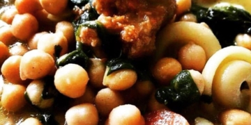 Receita da Sopa de Grão com Massa para os dias mais frios