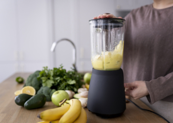 Liquidificador sujo? Siga estas dicas para uma limpeza profunda