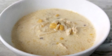Receita de Sopa de Cebola e cogumelos com frango e milho