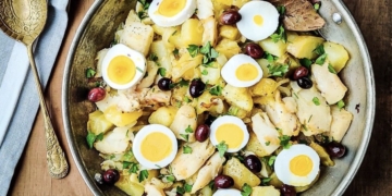 Receita clássica de Bacalhau à Gomes de Sá