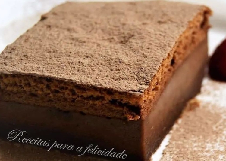 Receita de Bolo Mágico de Chocolate