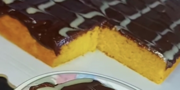Receita de Bolo de cenoura com chocolate
