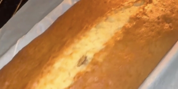 Receita de Bolo de iogurte com chocolate