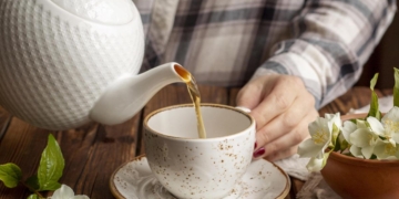 Experimente esta infusão que vai ajudar a aliviar a tosse