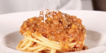 Receita de Esparguete à Bolonhesa