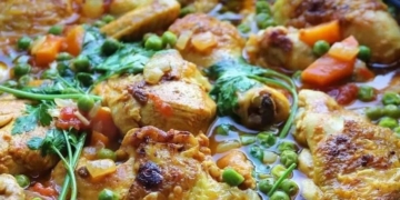 Receita de Frango no tacho com ervilhas e cenoura