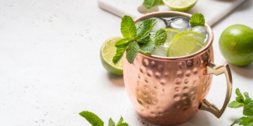 'Moscow Mule': Aprenda a fazer o Cocktail da moda em casa