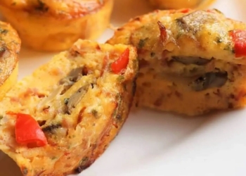 Receita de Muffins de Bacon com Cogumelos e Espargos