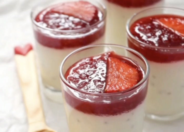 Receita de Panacota de Baunilha e Sementes Chia
