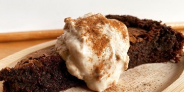Receita de Petit Gateau de chocolate vegan