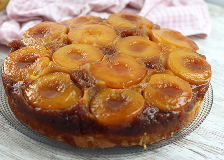Receita de Bolo de Pêssego Invertido