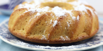 Bolo de Requeijão e Limão / Amoras & Mirtilos
