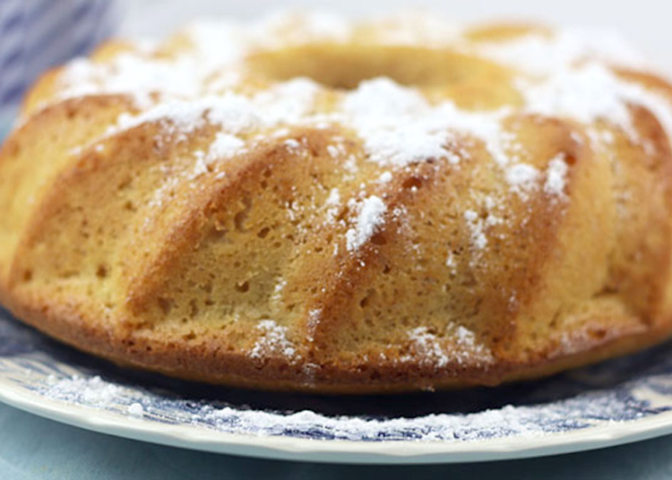 Bolo de Requeijão e Limão / Amoras & Mirtilos