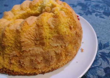 Receita fácil de Bolo de Coco